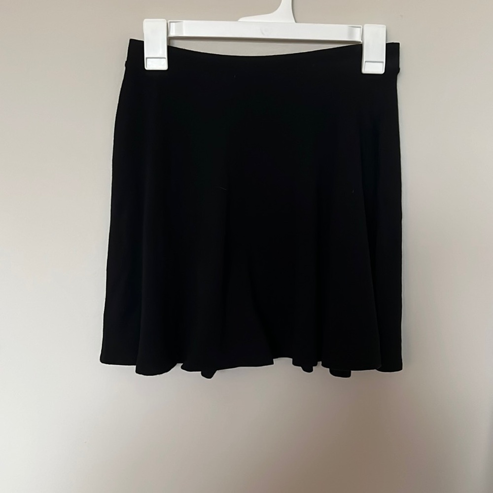 Forever 21 Skirt— M